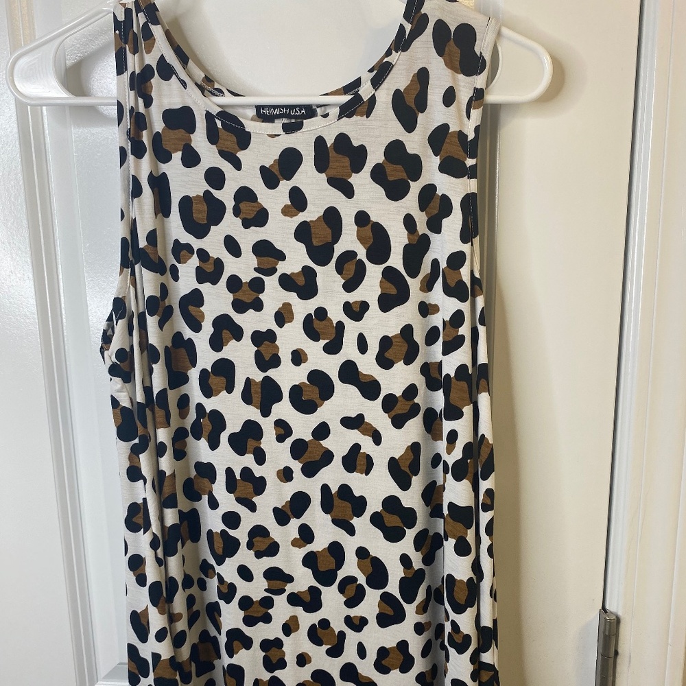 Leopard tank